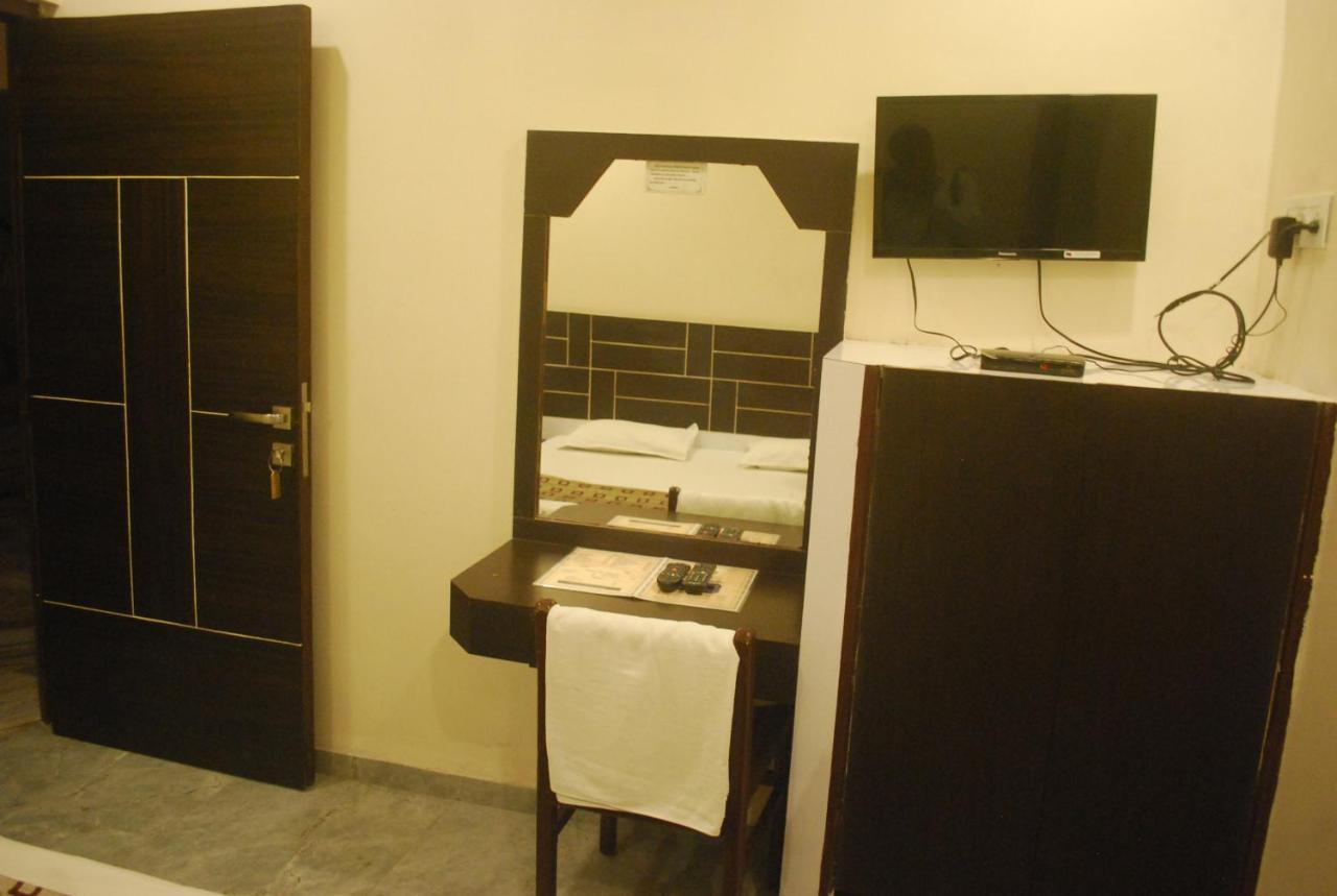Hotel New Sunder Ιντόρ Εξωτερικό φωτογραφία