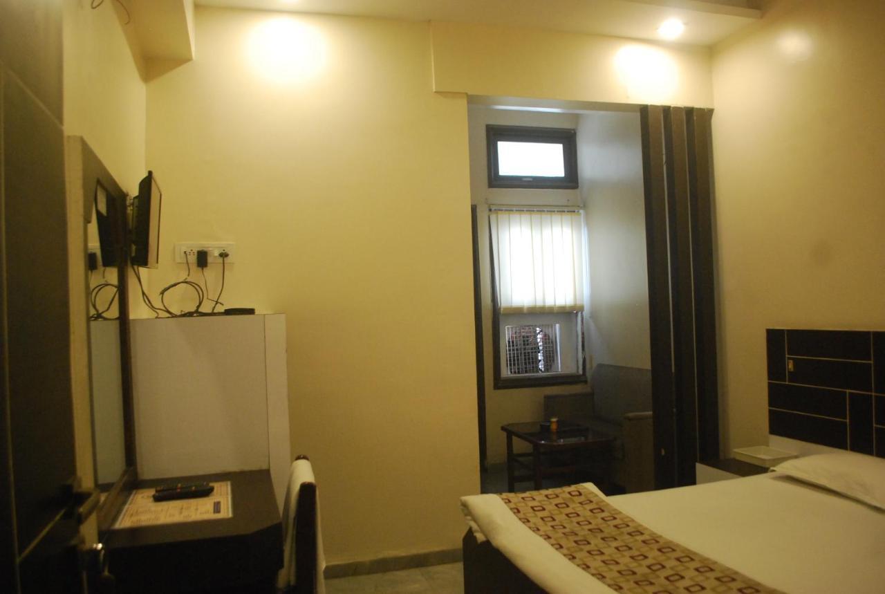 Hotel New Sunder Ιντόρ Εξωτερικό φωτογραφία