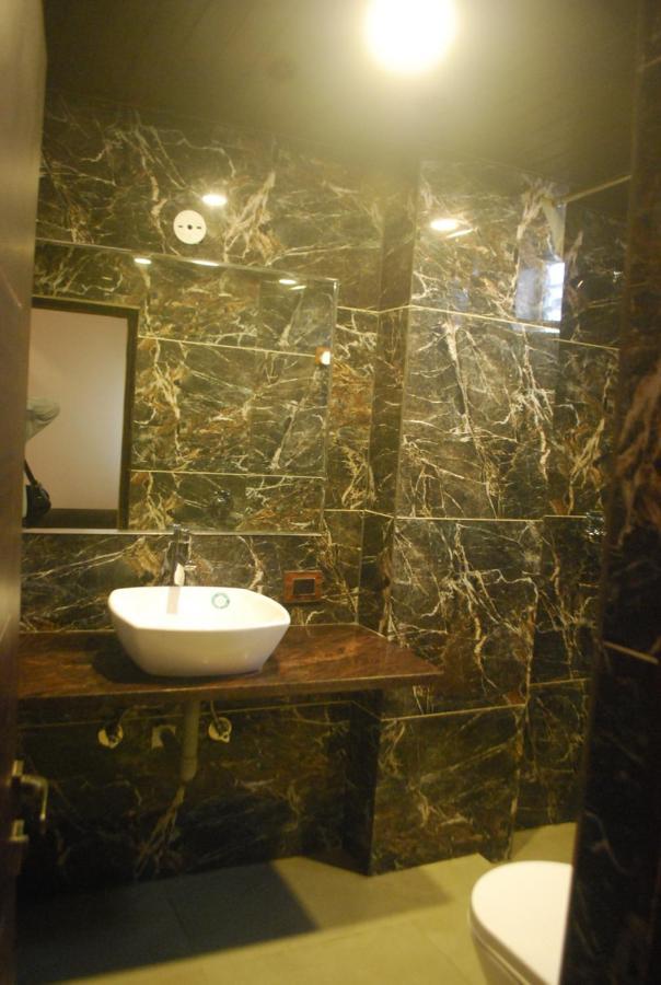 Hotel New Sunder Ιντόρ Εξωτερικό φωτογραφία