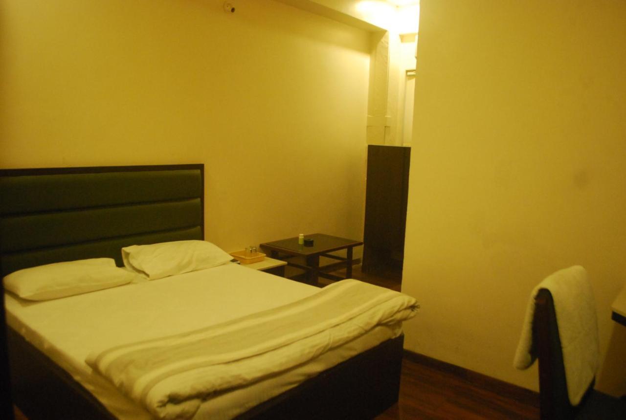 Hotel New Sunder Ιντόρ Εξωτερικό φωτογραφία