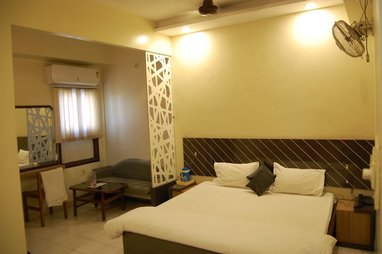 Hotel New Sunder Ιντόρ Εξωτερικό φωτογραφία